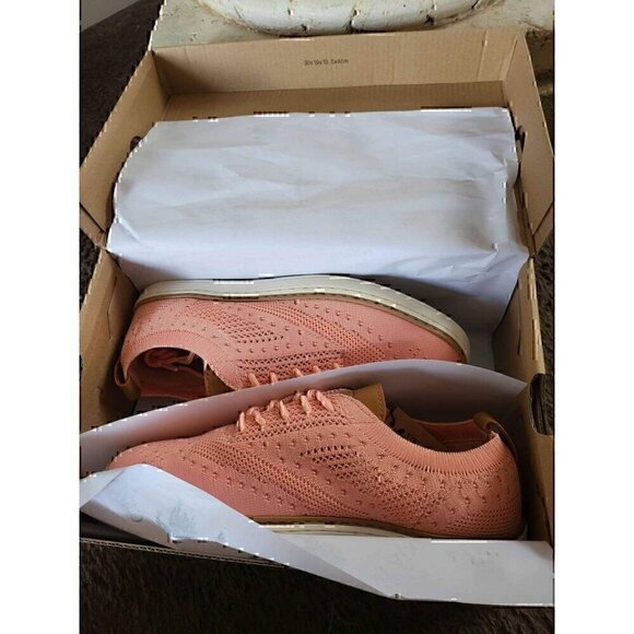 Vlado Women's Bella Casual Sneakers from Finish Line, Pink, Sz. 6.5 - Picture 2 of 3